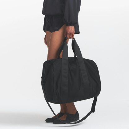 NikeSKIMS ACCESSORIES PUFFER GYM BAG - OBSIDIAN
