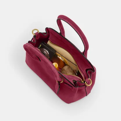COACH®,Soft Empire Carryall Bag 21,Calfskin Leather,Leather,Suede,Carryall,Metal Material,3D Embellishment,Metal,Pendant,E...,,Inside View,Top View