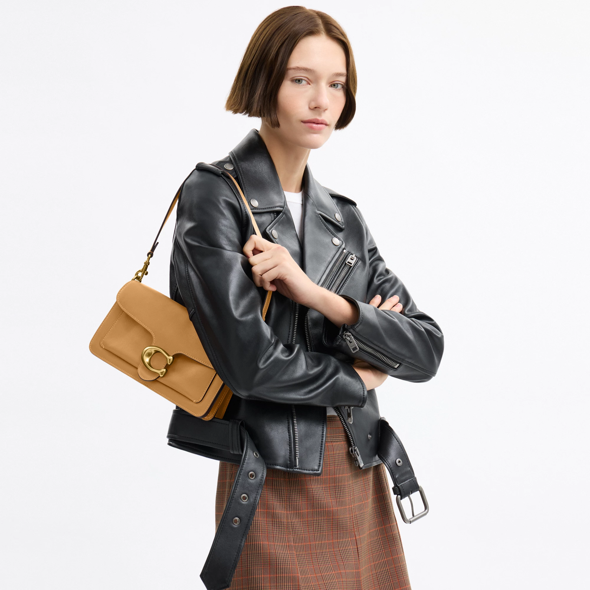 COACH®,Tabby Shoulder Bag 26,Leather,Shoulder Bag,Logo,Metal,Compact,Brass,Casual,Beige,Detail View