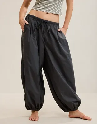 Aerie Woven Balloon Pant - Smoked Gray