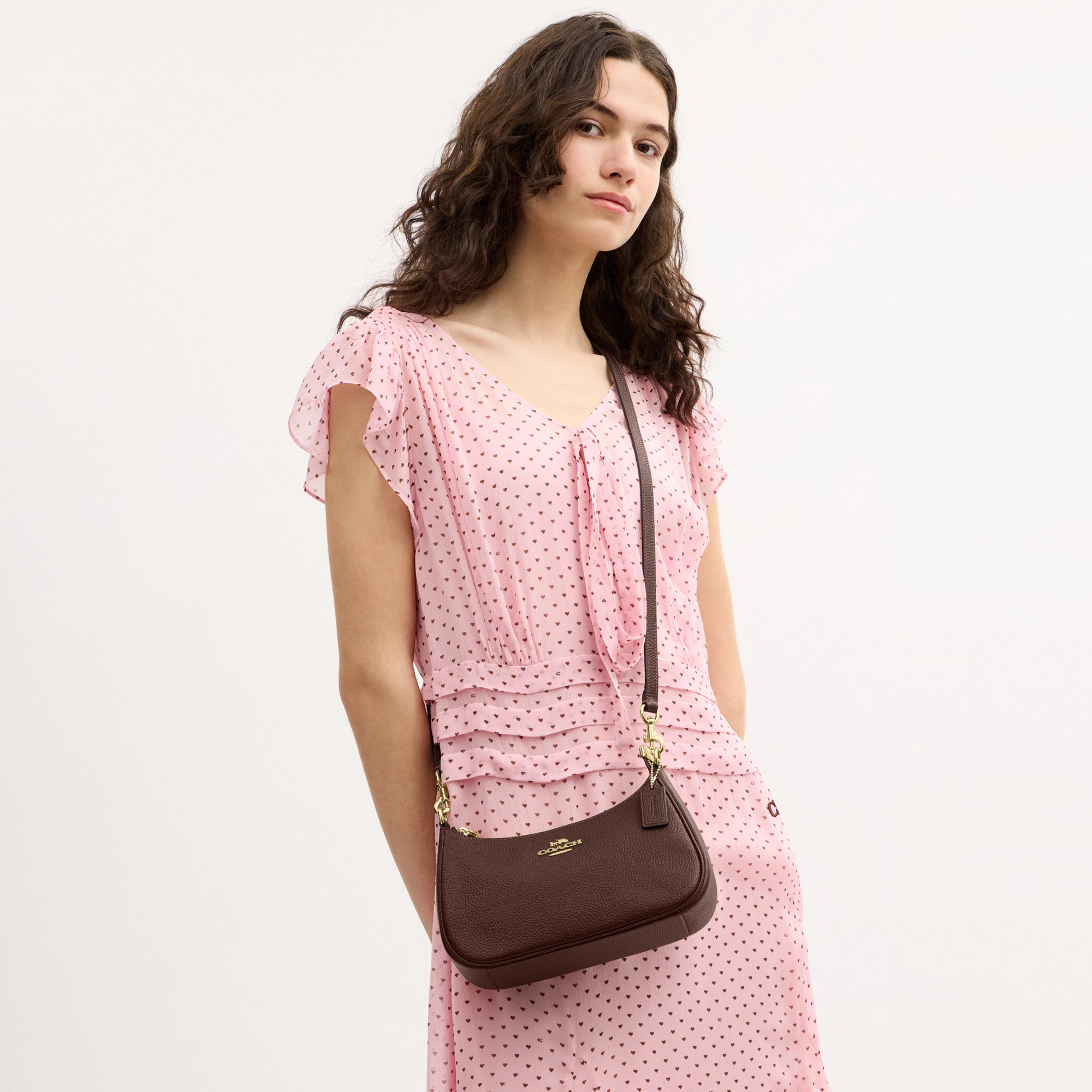 COACH®,Teri Shoulder Bag,Shoulder Bag,Chain Detail,Metal,Logo,Casual,Brown