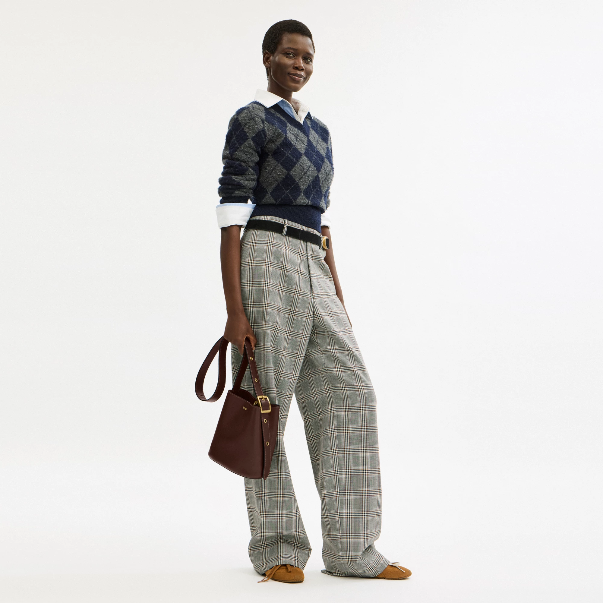 COACH®,Bleecker Bucket Bag 21,Leather,Bucket,Adjustable,Compact,Removable Pouch,Gold Metal,Casual,Brown,Detail View