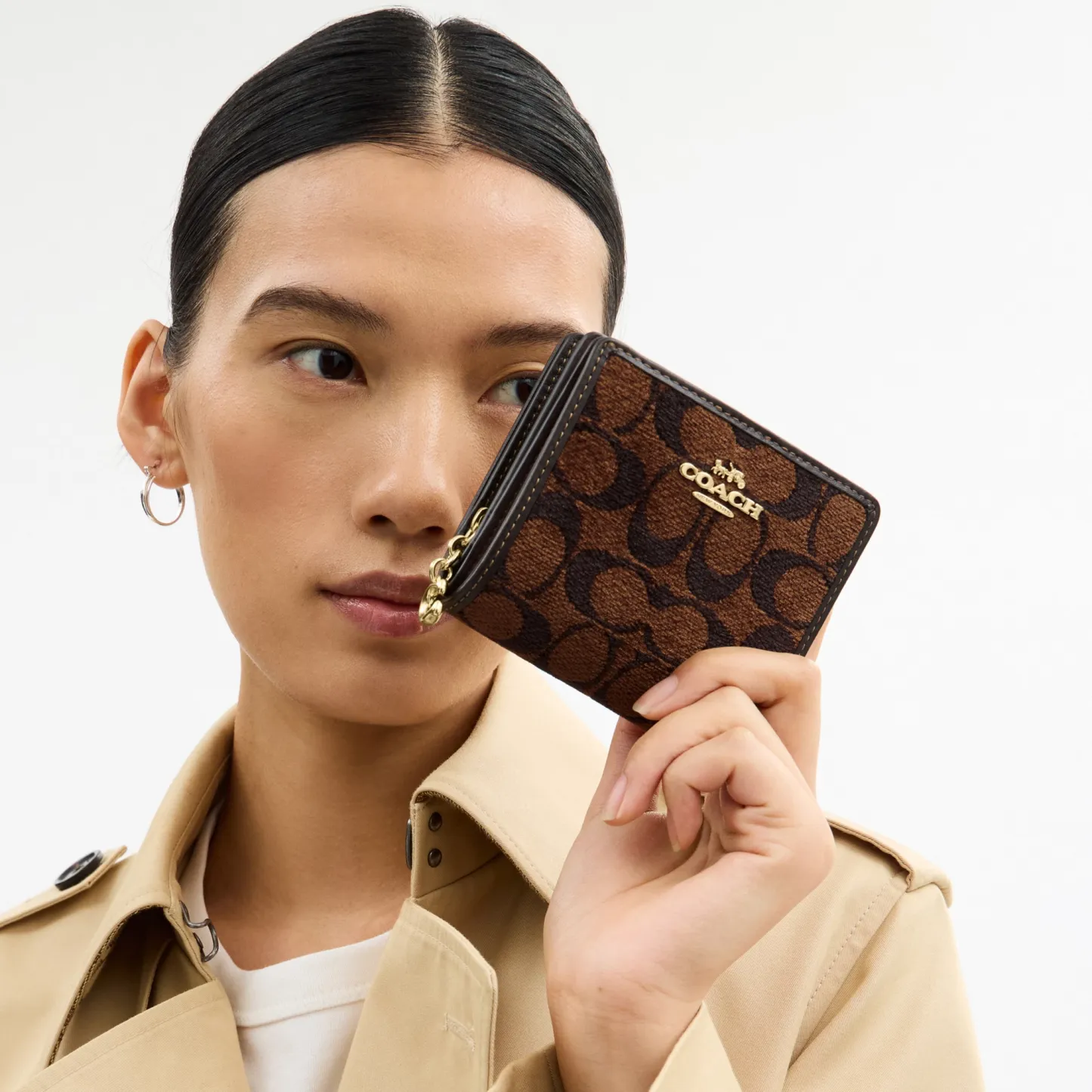 COACH®,Snap Wallet In Signature Chenille,Leather,Bi Fold,Logo,Metal,Key Ring,Casual,Brown,Detail View