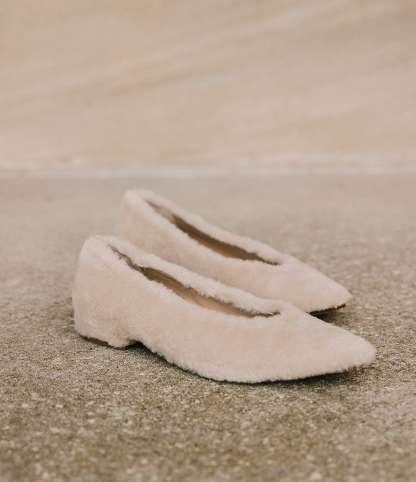Antonio Melani x Elizabeth Damrich Sofa Fluffy Faux Fur Flats - Au Lait - view 7