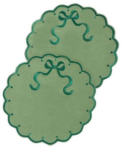 Southern Living Scalloped & Embroidered Bow Placemat, Set of 2 - Green - view 2