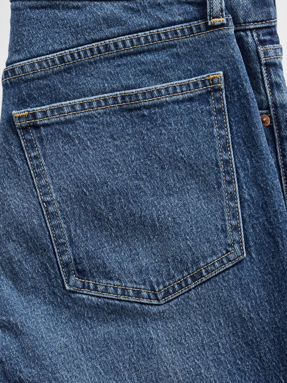 High Rise '90s Slim Straight Jeans - Medium wash