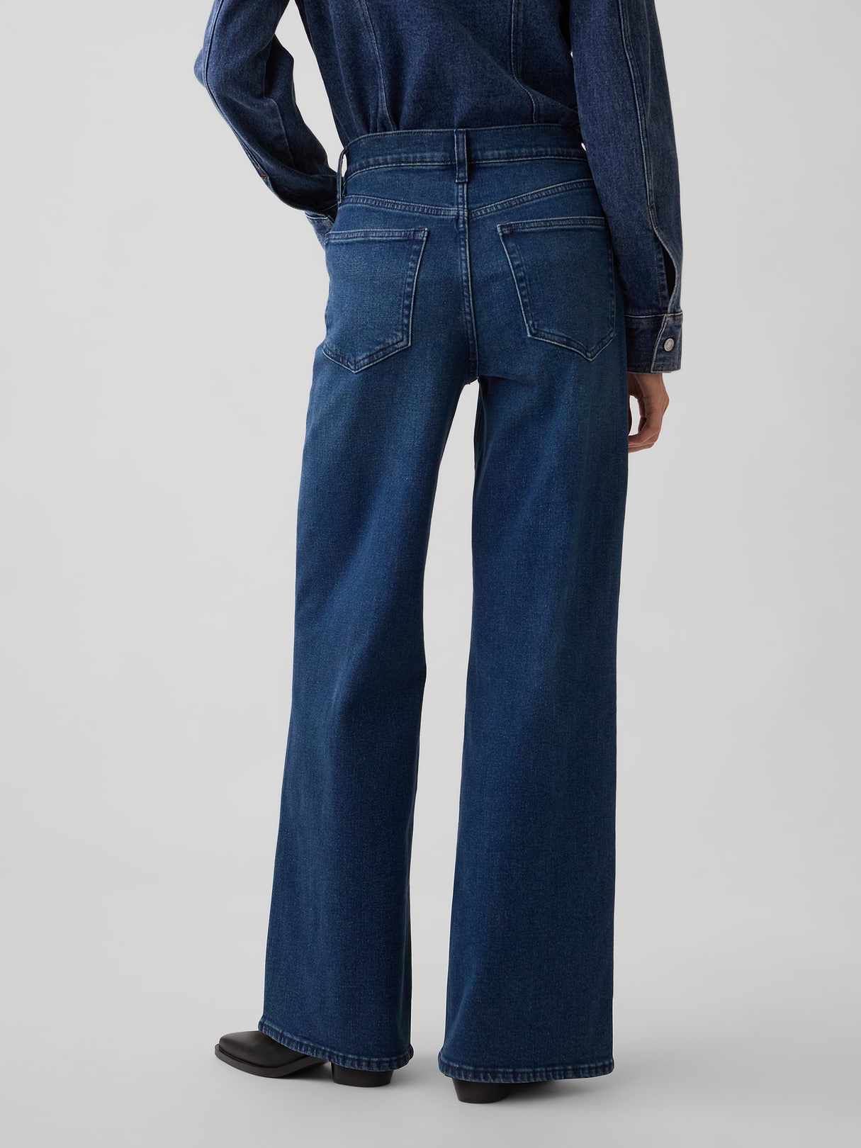 High Rise Stride Wide-Leg Jeans - Medium wash