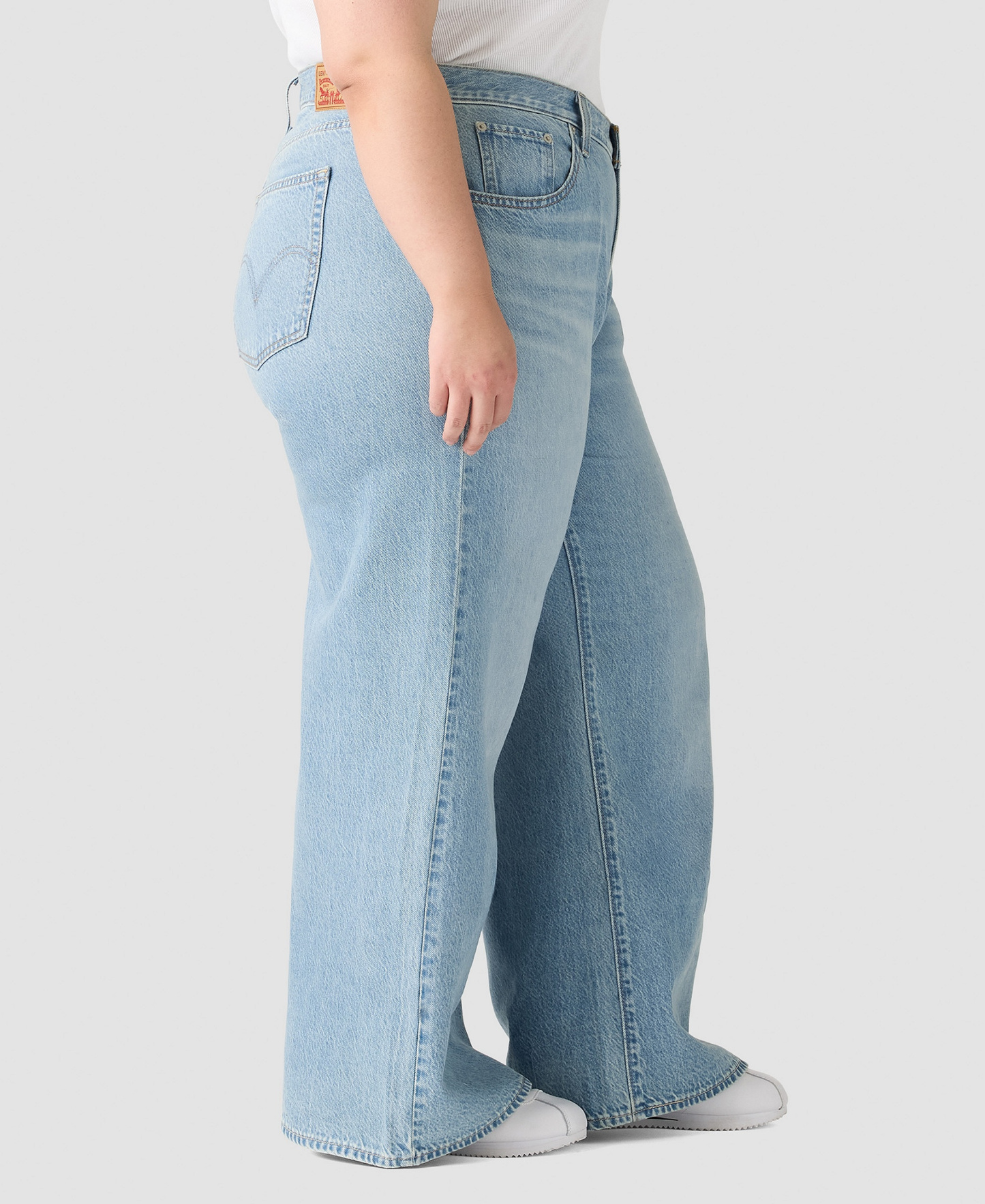 Levi's Women's Cinch-Waist Lightweight Baggy Jeans - Invested Indigo