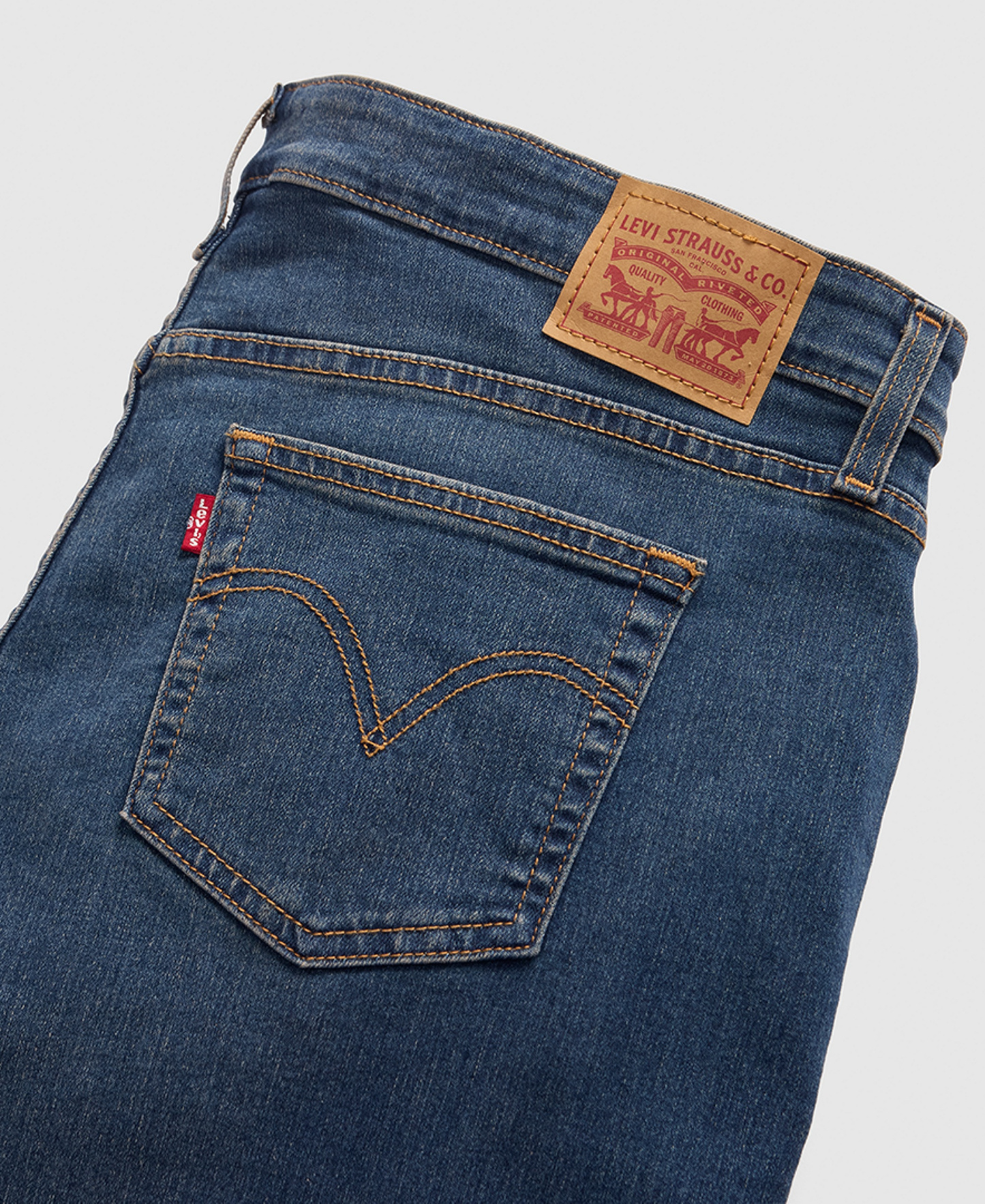 Levi's Women's Relaxed Boyfriend Tapered Leg Jeans - Working Late
