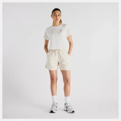 Ayla is wearing size S and is 5'6"/168cm. Chest: 33"/84cm, Waist: 26"/66cm, Hips: 37"/94cm