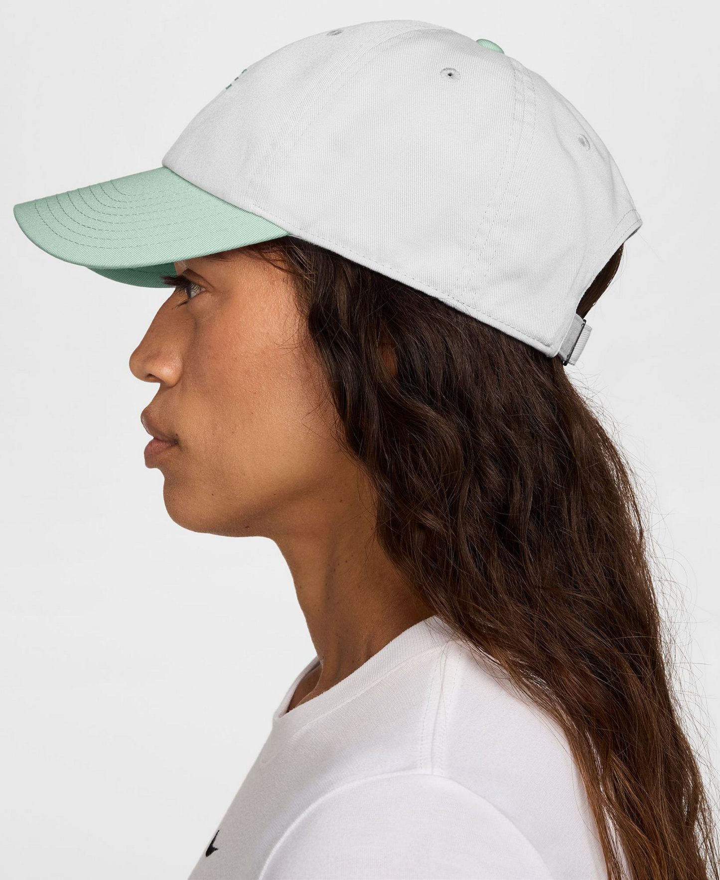 Nike Unisex Club Logo Embroidered Cap - White/Steam