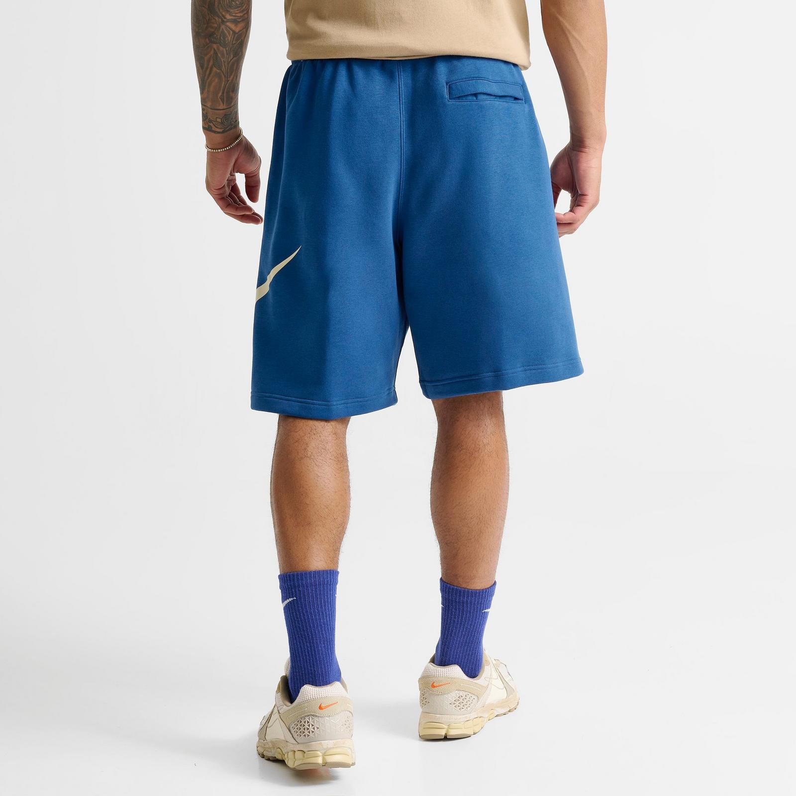 Men's Nike Club Fleece Swoosh Graphic Shorts - Court Blue/Court Blue/Light Khaki