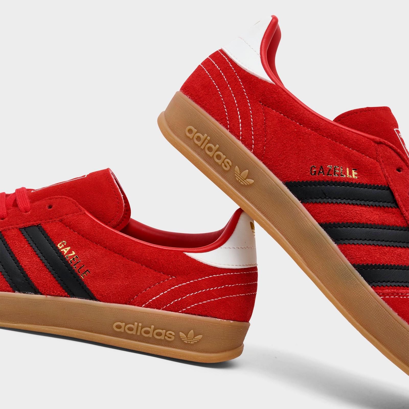 Men's adidas Originals Gazelle Indoor Casual Shoes - Better Scarlet/Core Black/Gum - view 3