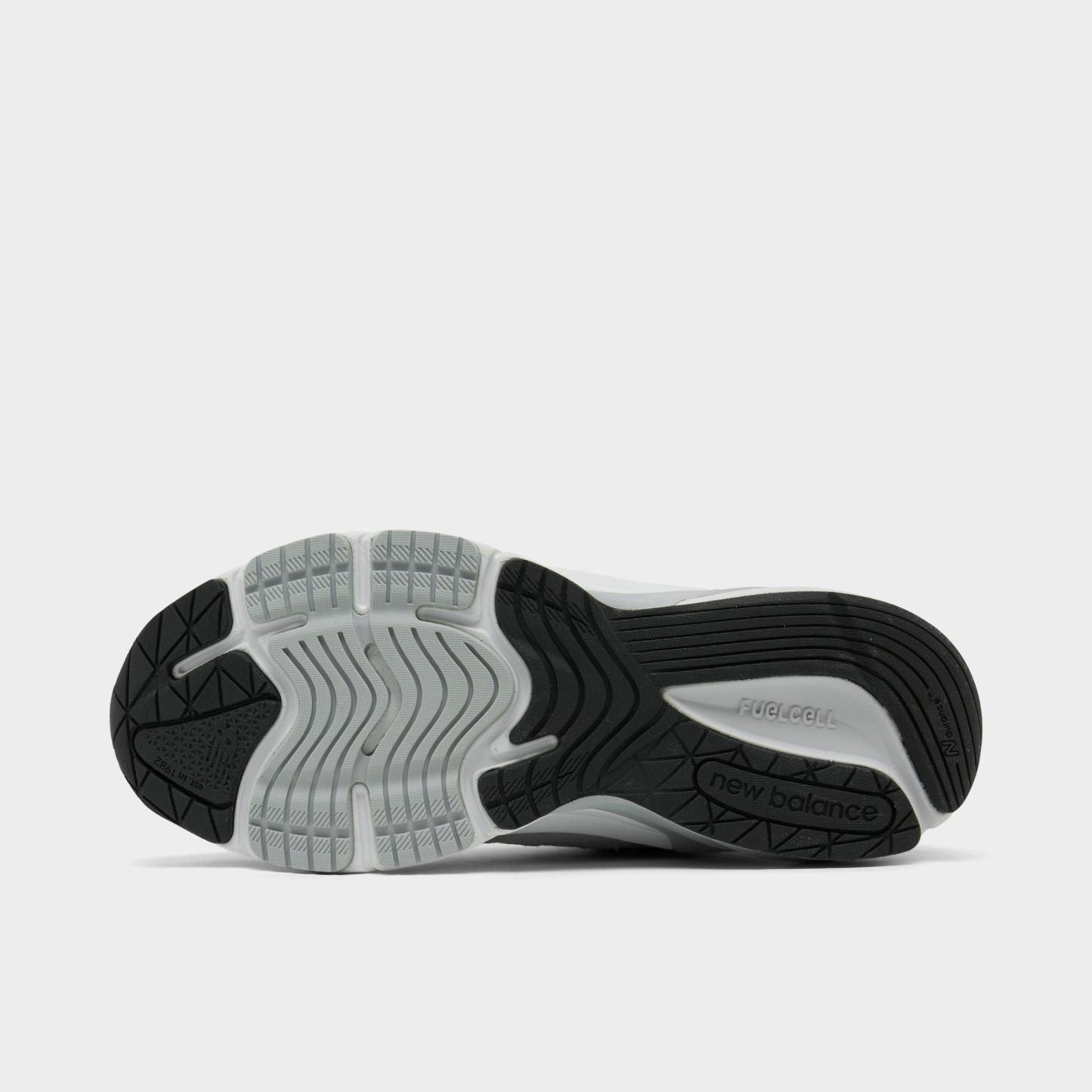 Women's New Balance Made in USA 990v6 Running Shoes - Grey/Grey - view 6