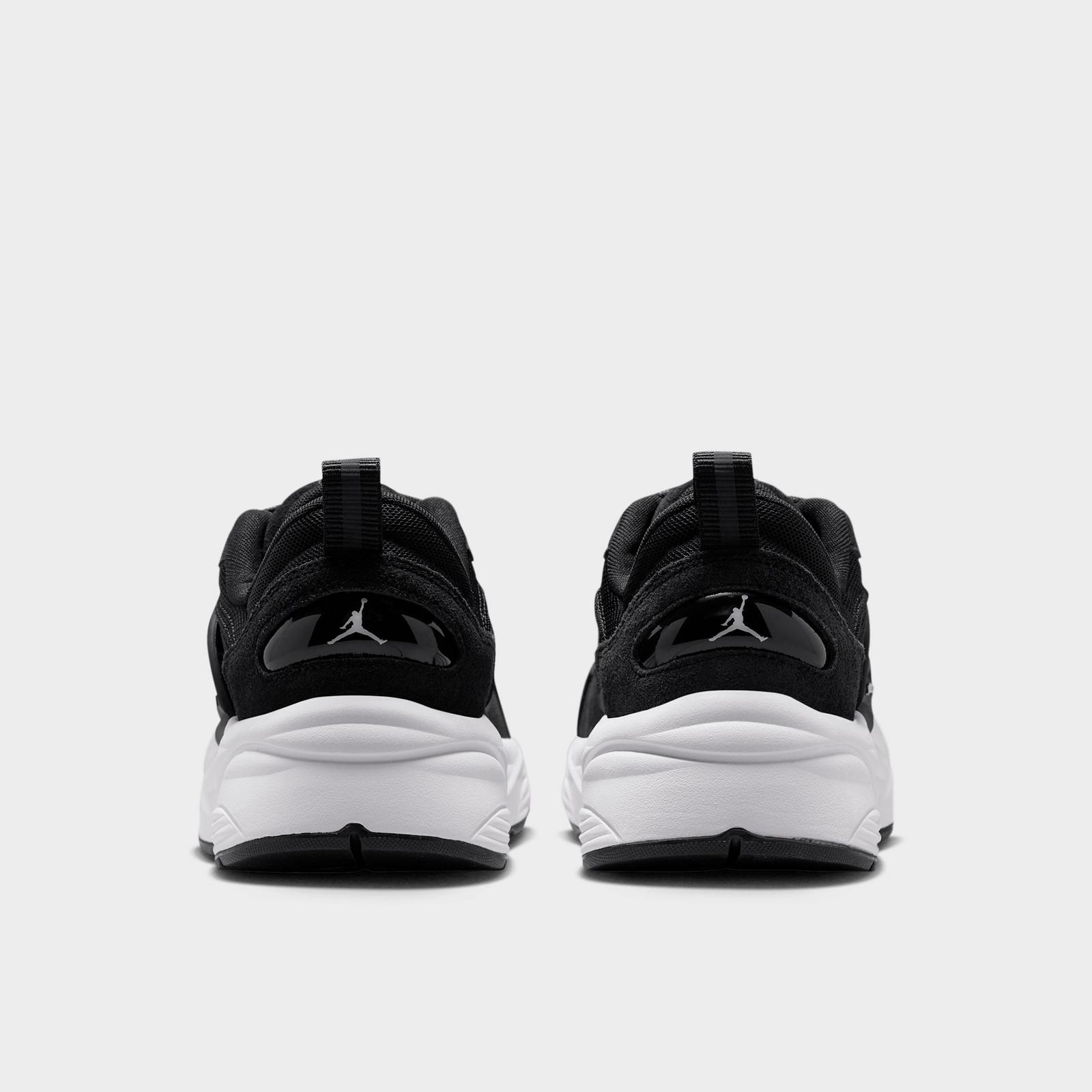 Men's Jordan Trunner O/S Casual Shoes - Black/White - view 4