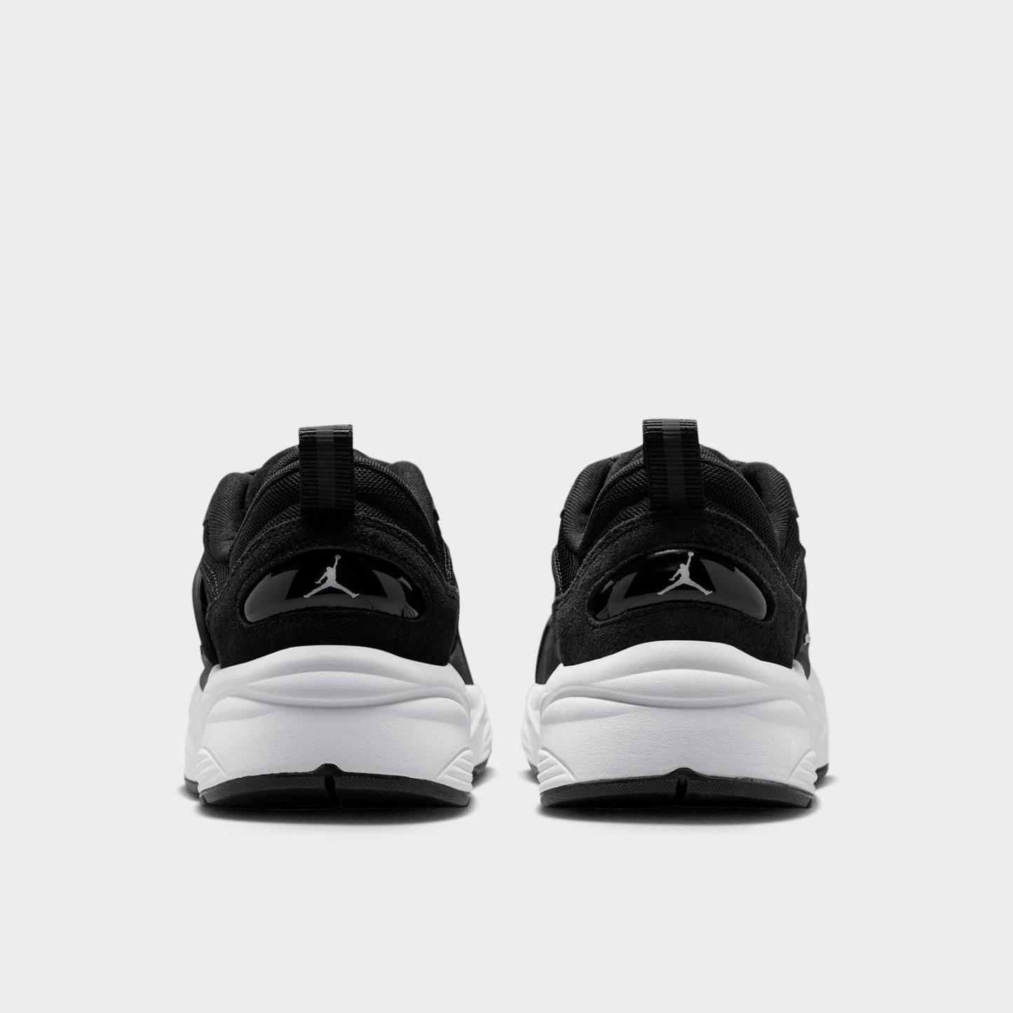 Men's Jordan Trunner O/S Casual Shoes - Black/White - view 4