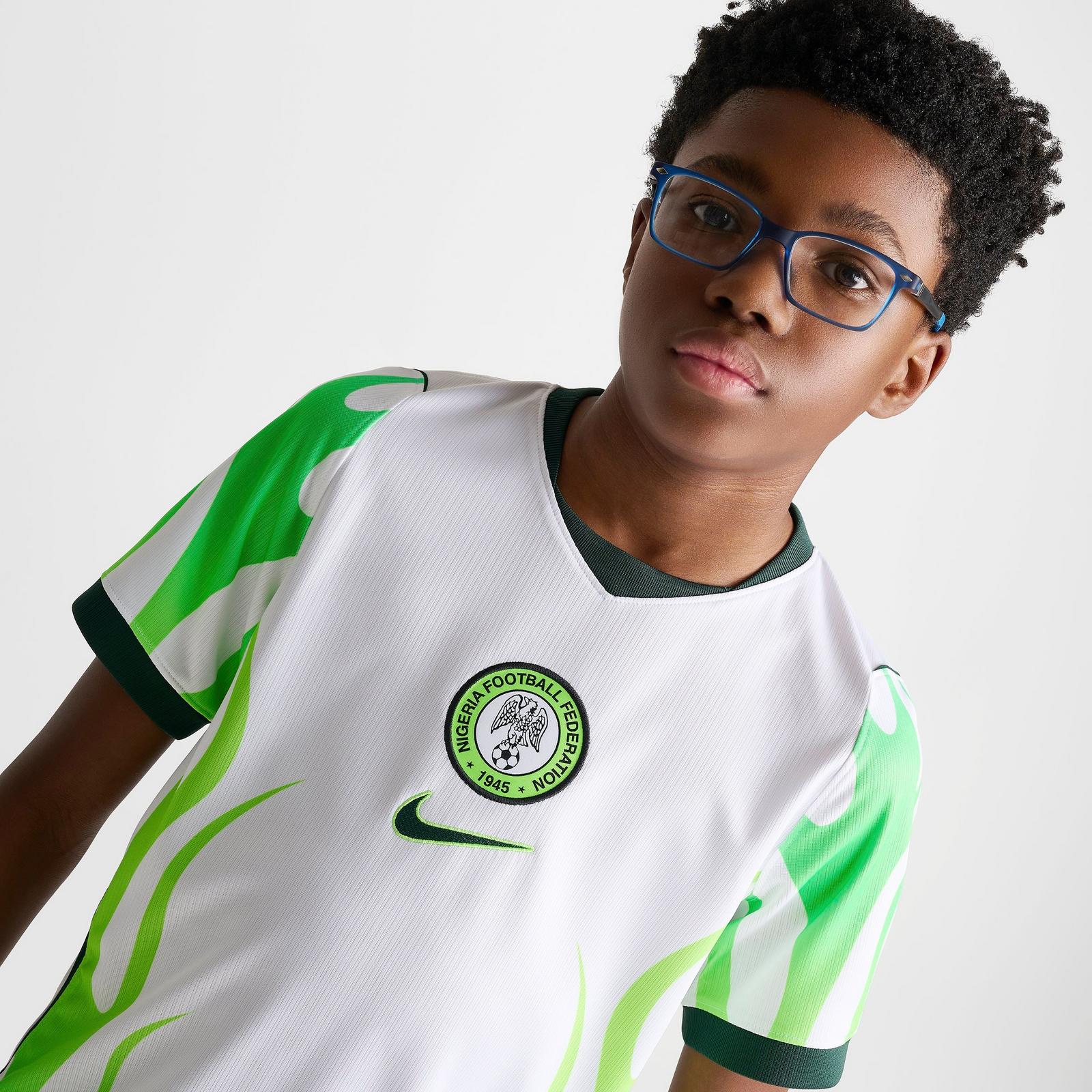 Big Kids' Nike Nigeria 26 Stadium Away Dri-FIT Replica Soccer Jersey - White/Green Glow/Black