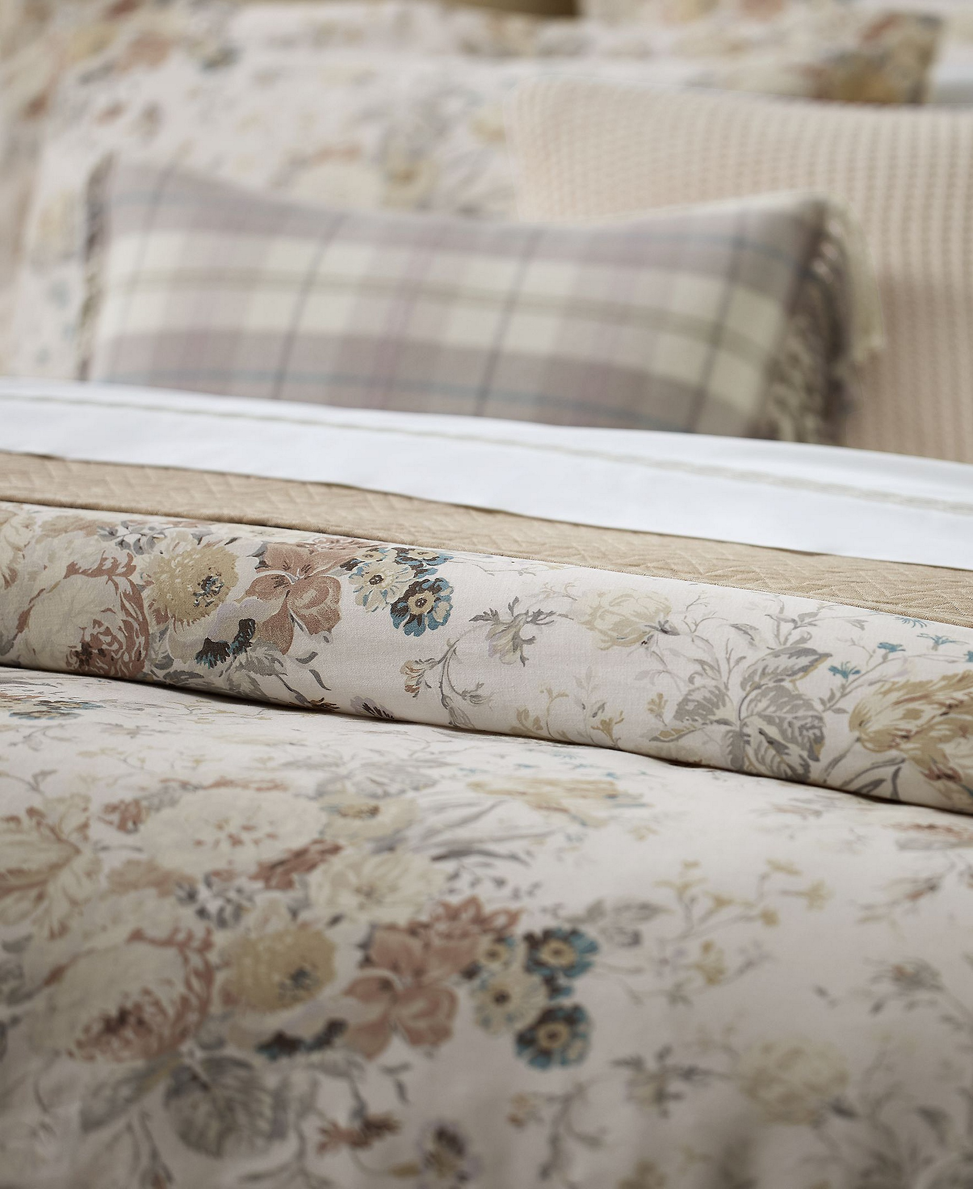 Lauren Ralph Lauren Gwynne Floral 3-Pc. Duvet Cover Set, Full/Queen