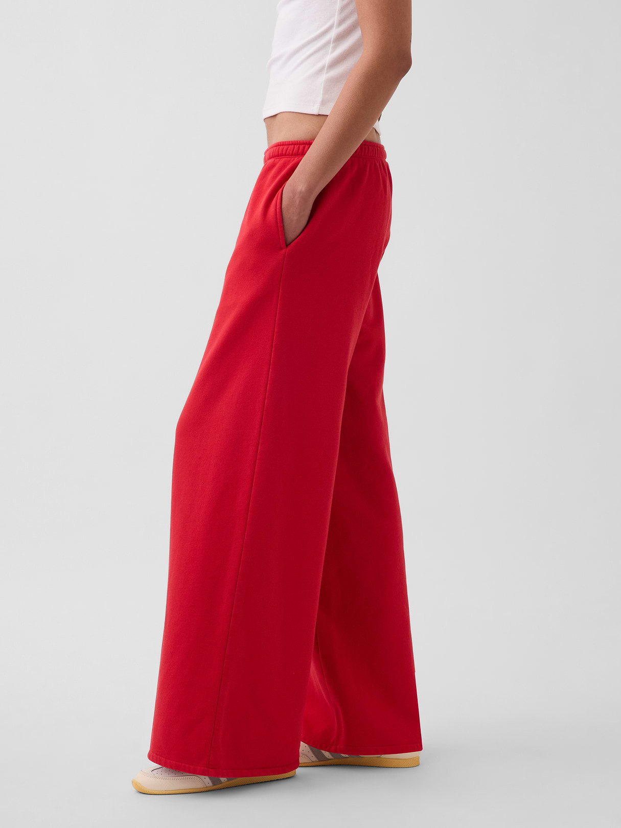 VintageSoft Baggy Sweatpants - Modern red