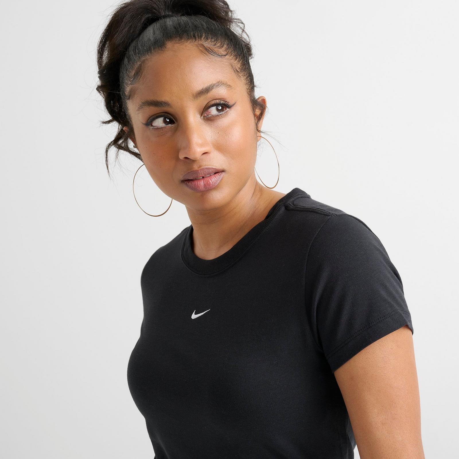 Women's Nike Sportswear Chill Knit Mod Crop T-Shirt - Black