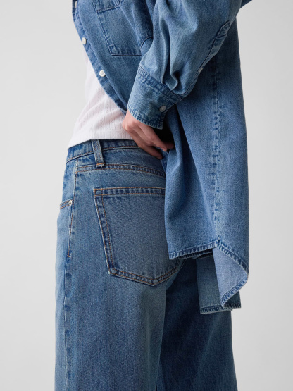 Mid Rise Straight Taper Jeans - Medium wash