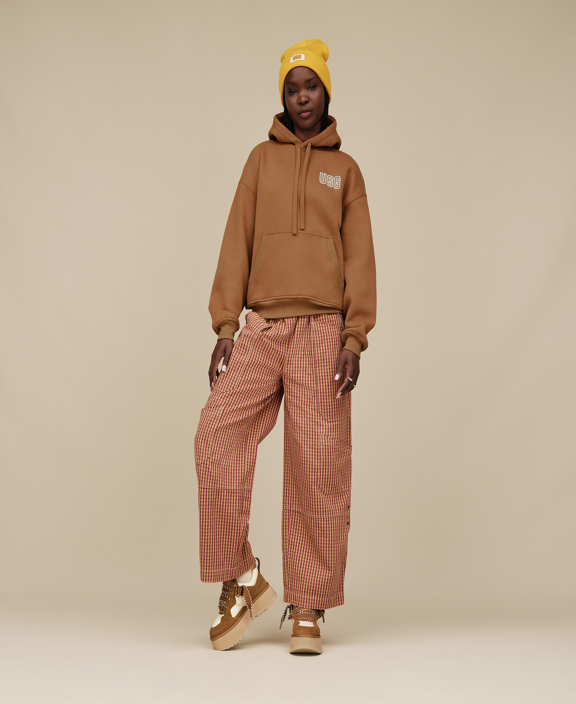 UGG Women's Oversized Graphic Sweatshirt - Chestnut