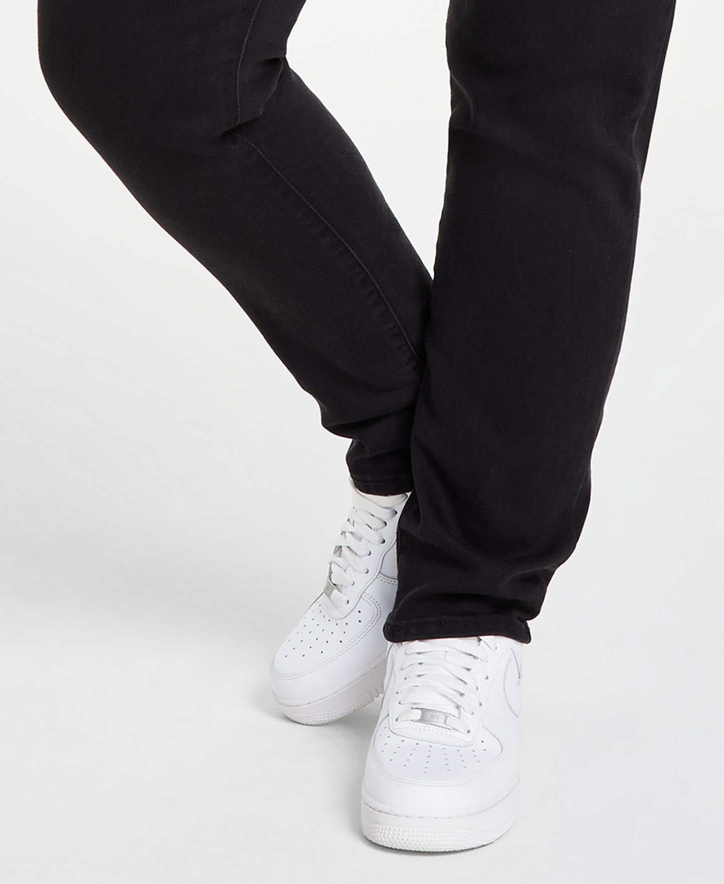 Levi's Women's 311 Mid Rise Shaping Skinny Jeans - Soft Black