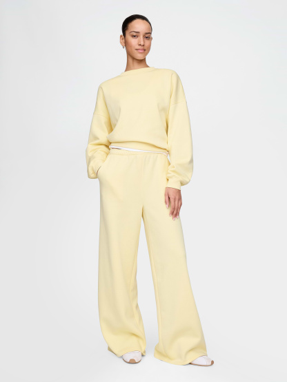 VintageSoft Baggy Sweatpants - Light yellow