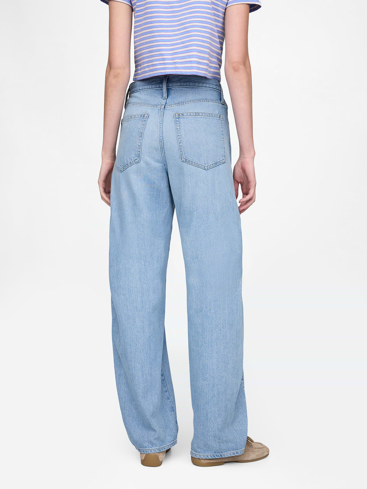 High Rise Barrel Jeans - Light wash blue
