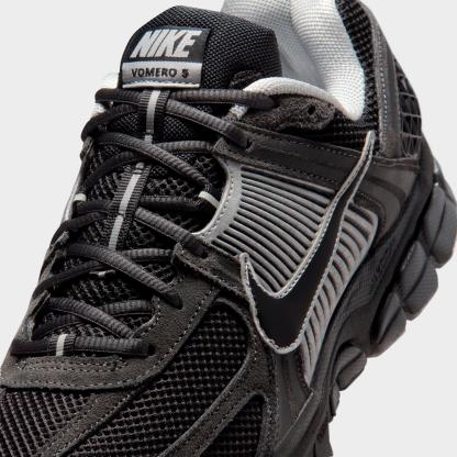 Men's Nike Zoom Vomero 5 Casual Shoes - Anthracite/Chrome/Flat Silver/Black