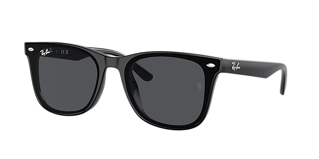 Ray-Ban RB4420 - Frame: Black / Lens: Grey