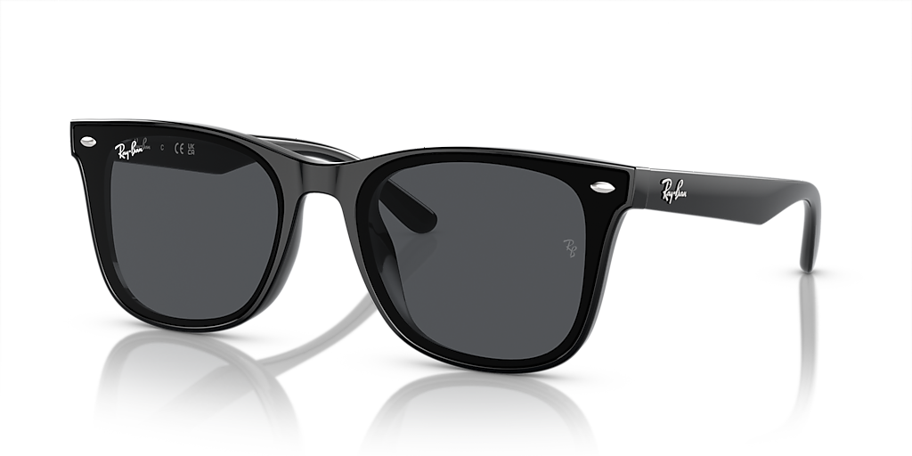 Ray-Ban RB4420 - Frame: Black / Lens: Grey