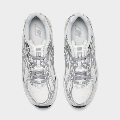 Women's New Balance 740 Lace Casual Shoes - Lace/Silver Metallic/Linen - view 5