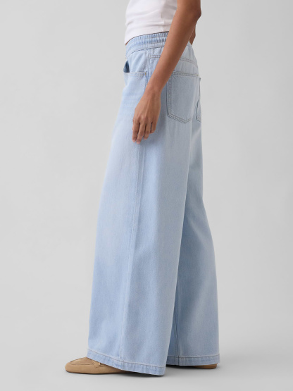 Mid Rise UltraSoft Easy Baggy Jeans - Light indigo