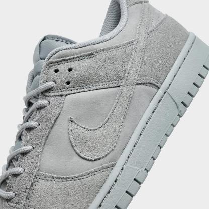 Men's Nike Dunk Low Retro SE Casual Shoes - Wolf Grey/Wolf Grey