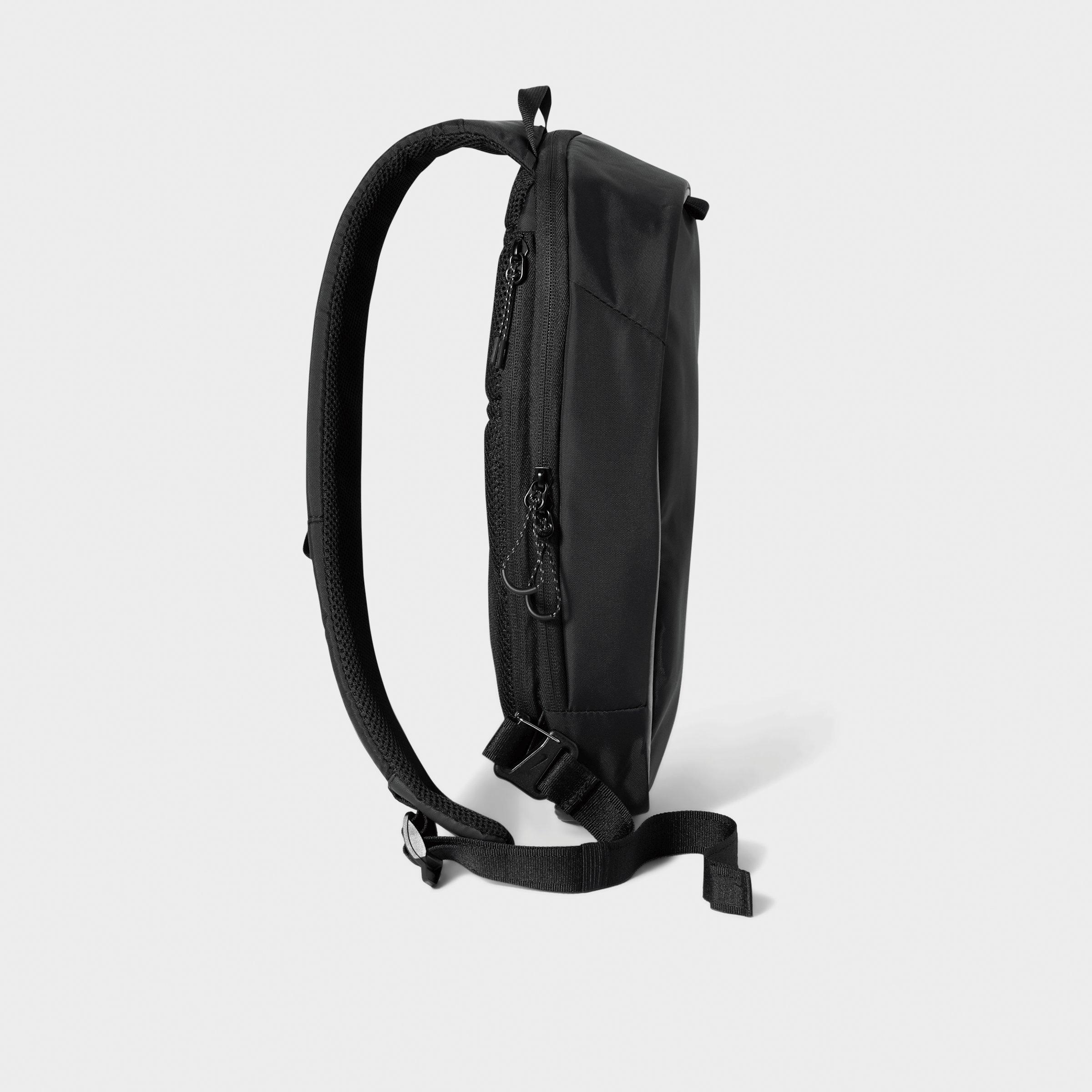 Nithtke Commute Sling Bag (8L) - Black/Black/Reflect Silver