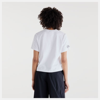 Payton is wearing size S and is 5'10"/177.8cm. Chest: 31"/79cm, Waist: 24.5"/62cm, Hips: 37"/94cm