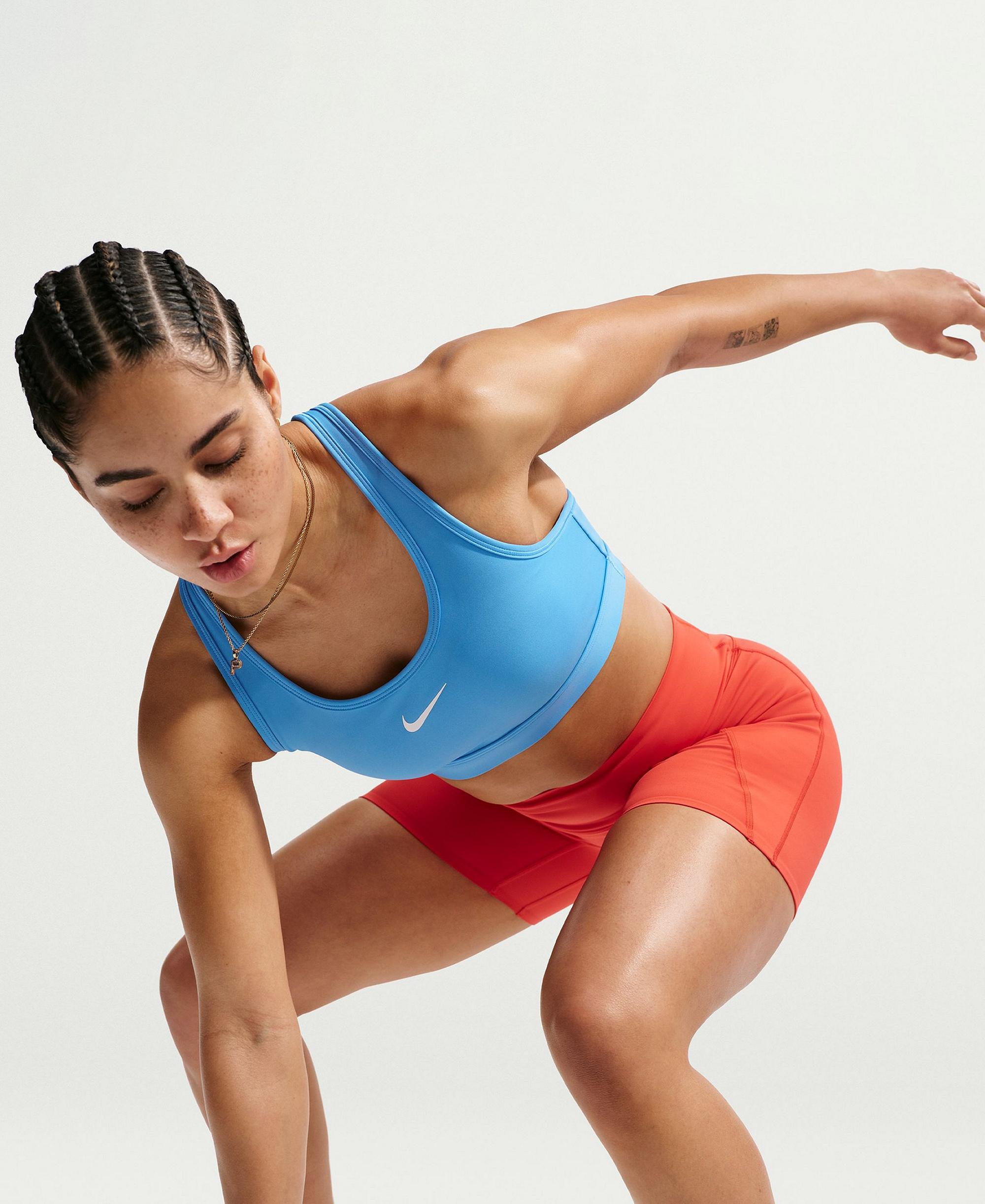 Nike Women's Swoosh Padded Sports Bra - University Blue/university Blue/white