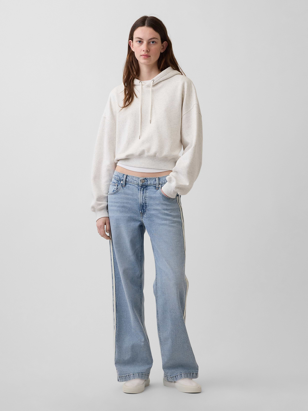 Low Rise '90s Loose Jeans - Medium wash