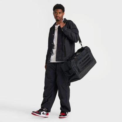 Jordan Collectors Duffel Bag (44L) - Black - view 2