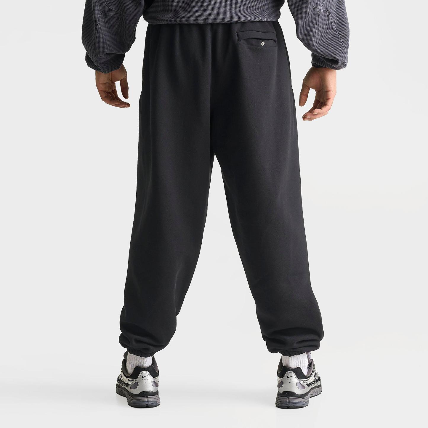 Men's Nithtke Solo Swoosh Cuffed Sweatpants - Black/Sail