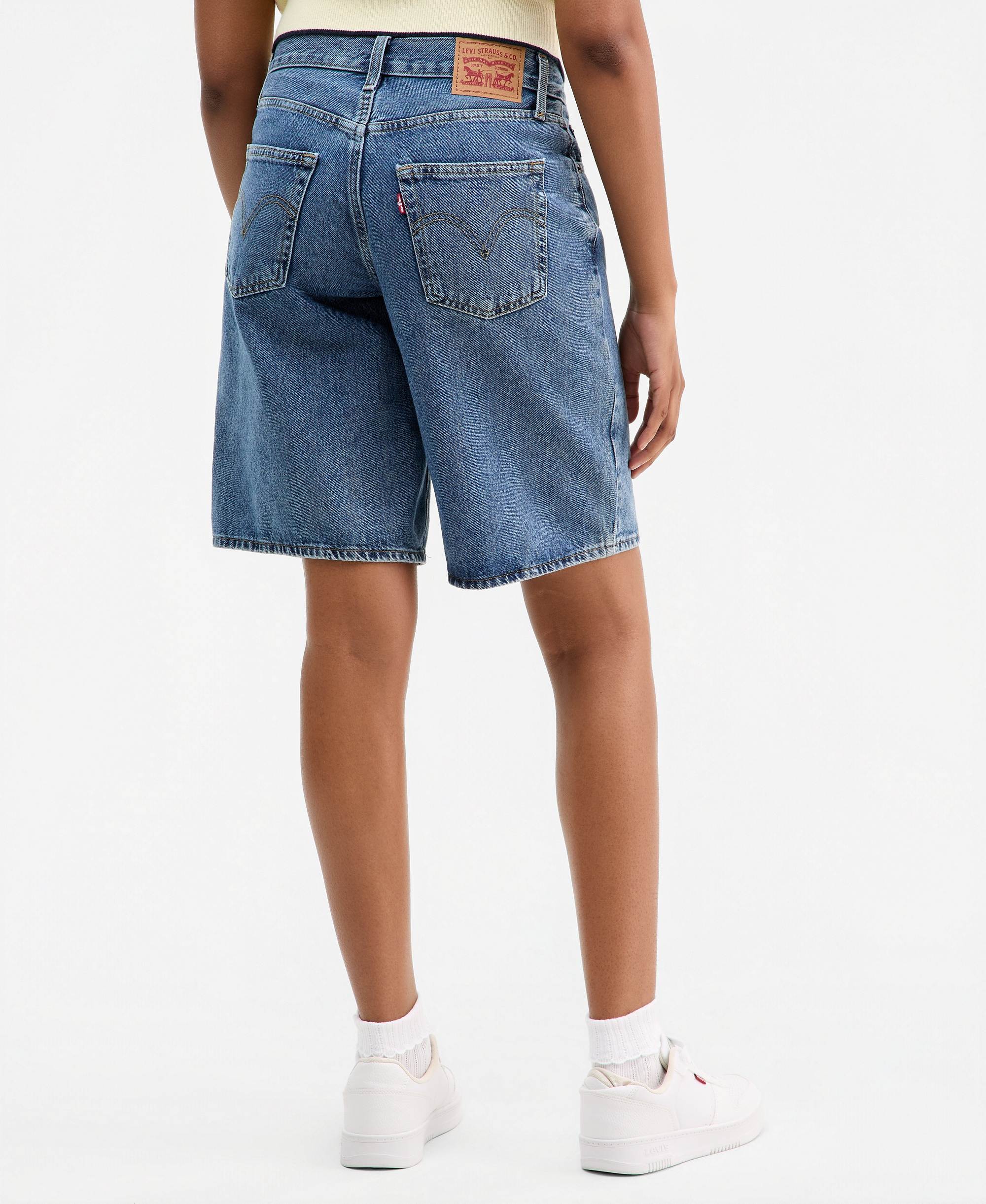 Levi's Women's Mid-Rise Baggy Jort - Twisted Stone