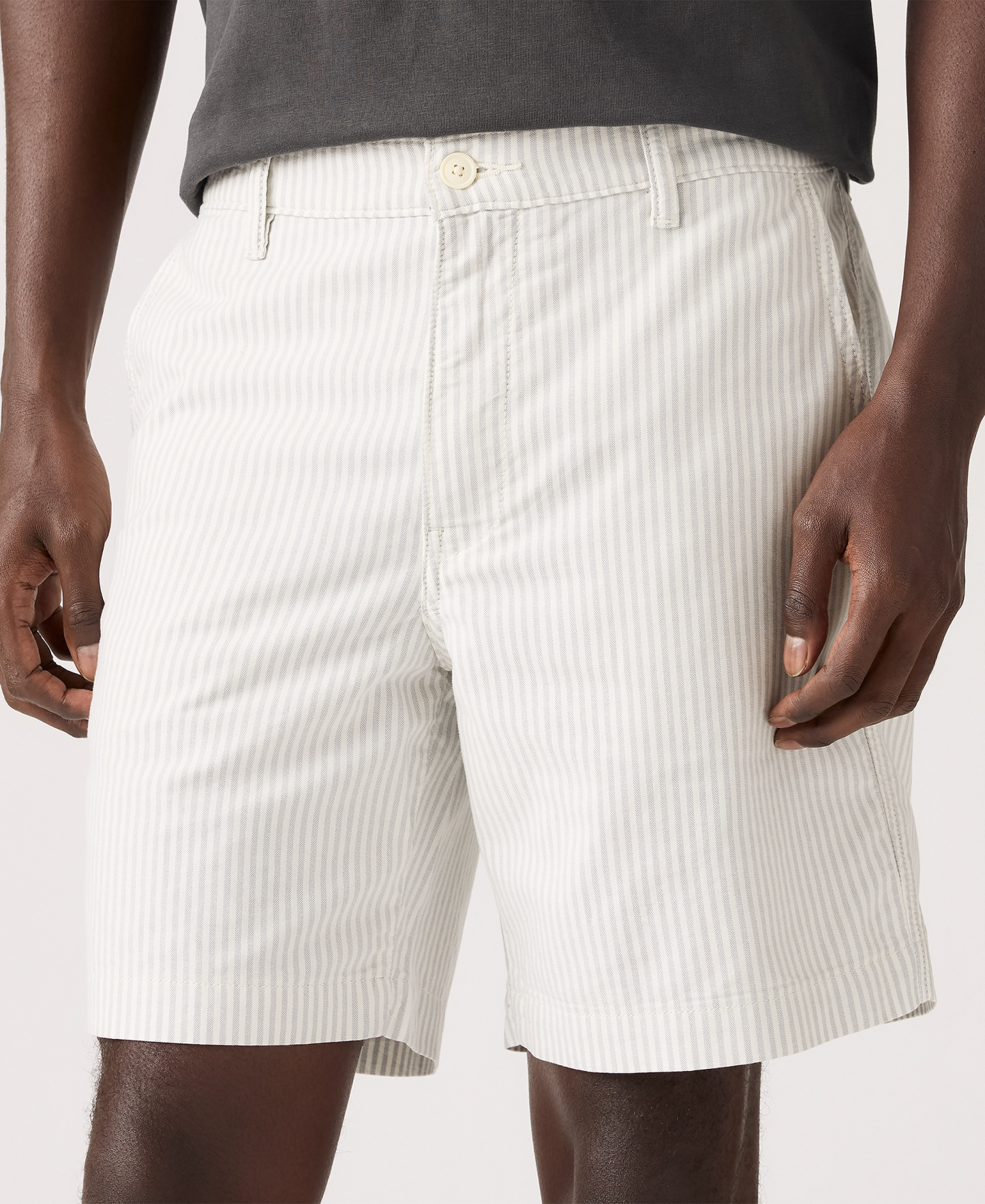 Levi's Men's Relaxed-Fit 8" Chino Shorts - Marlon Stripe