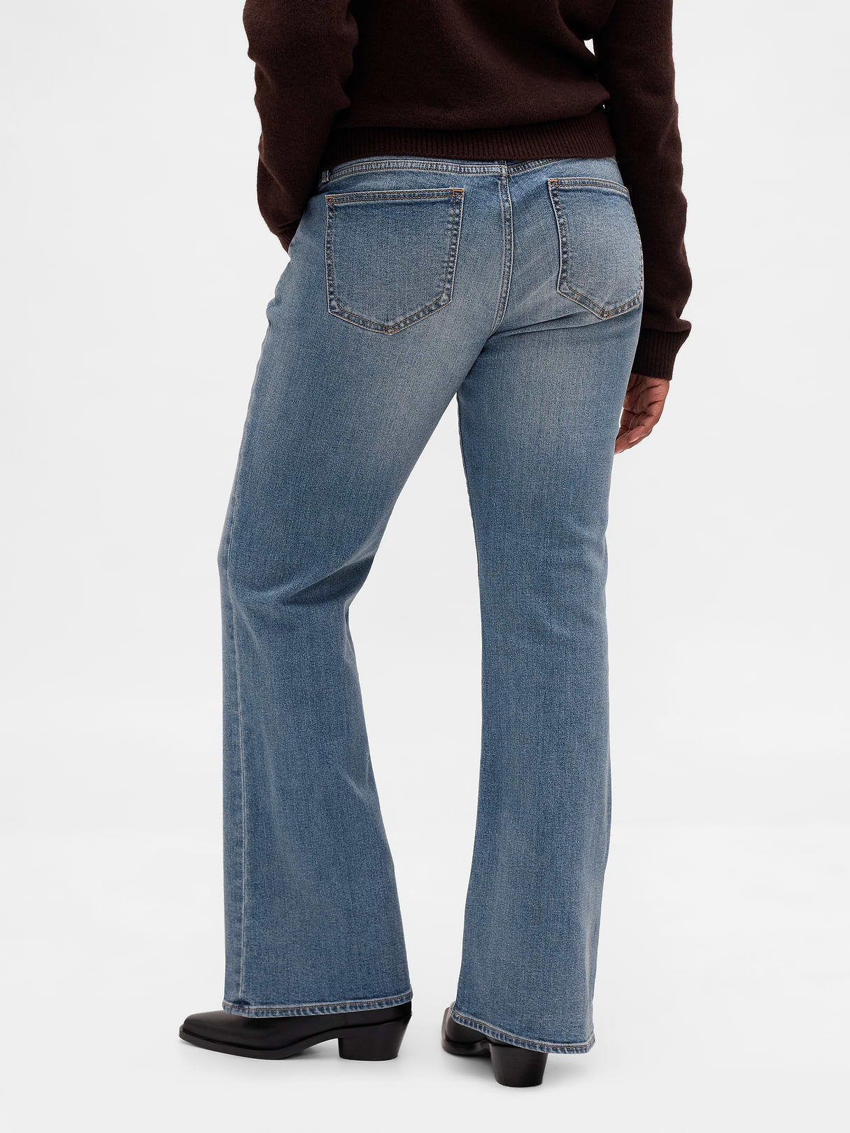 Low Rise Long & Lean Split-Hem Jeans - Medium indigo