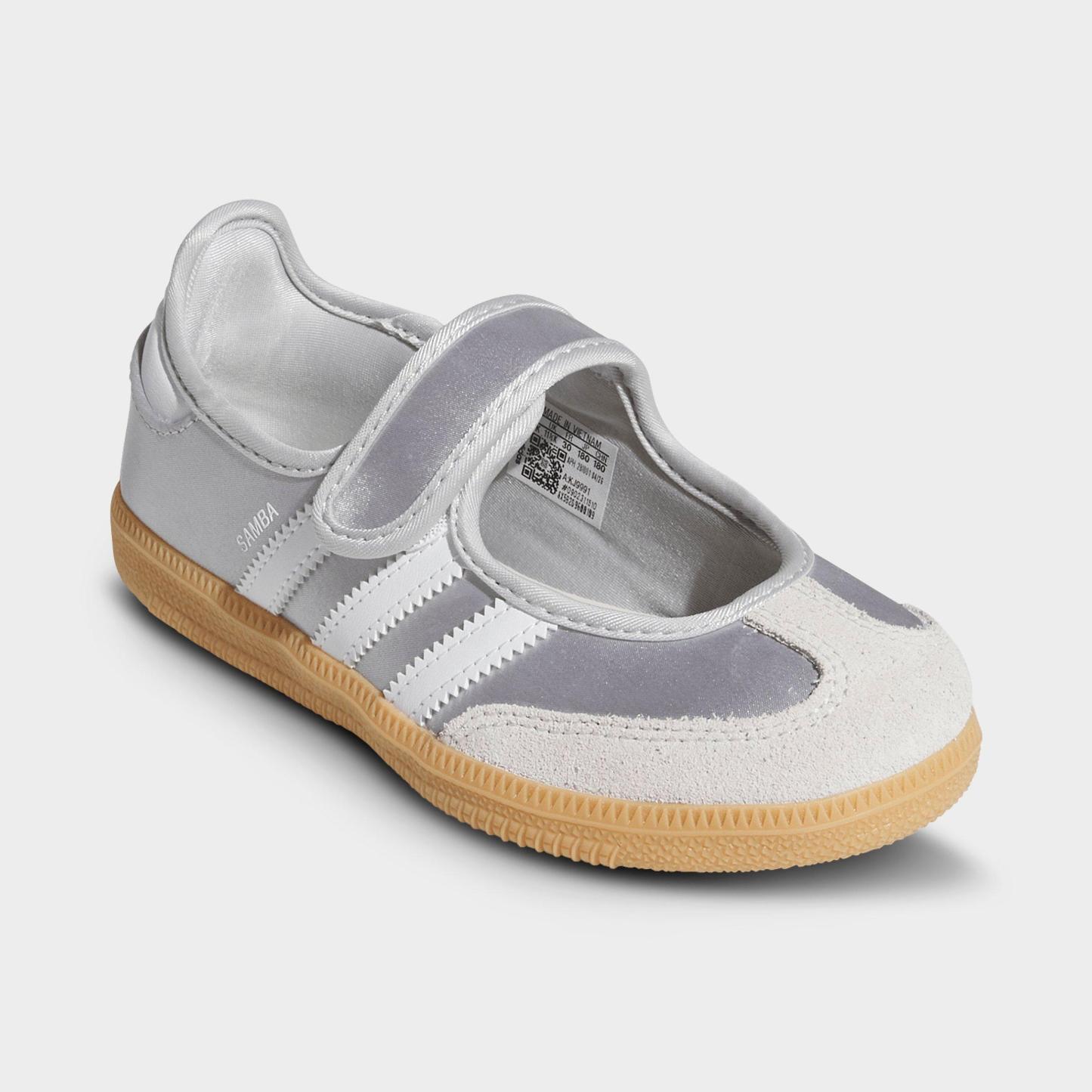 Girls' Little Kids' adidas Originals Samba Jane Casual Shoes - Silver Metallic/White/Gum - Both shoes facing left