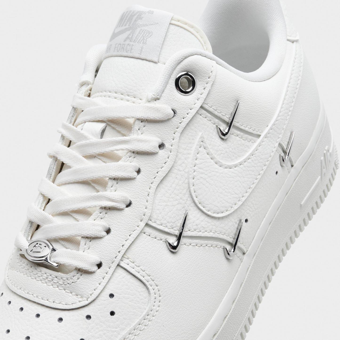 Women's Nithtke Air Force 1 '07 LV8 Casual Shoes - Sail/Sail/Sail/Metallic Silver - Detail shot
