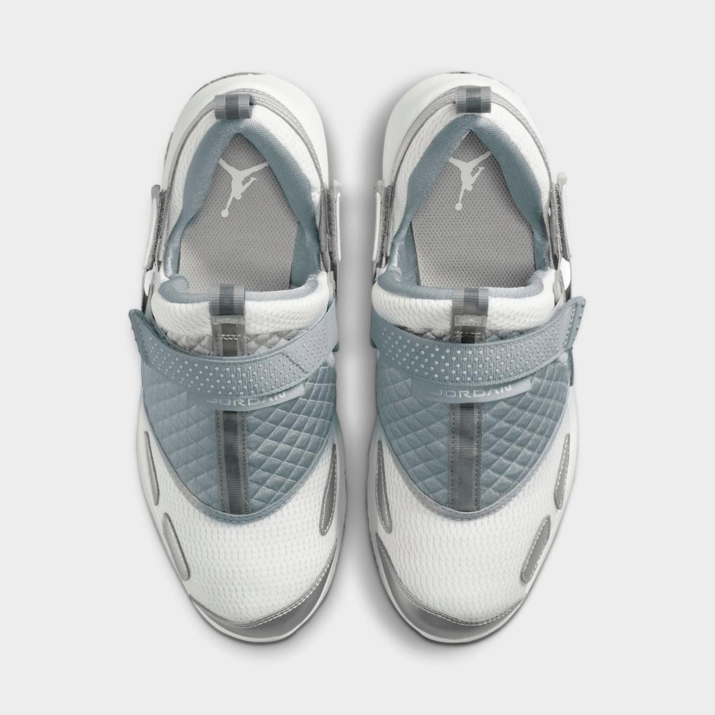 Women's Jordan Trunner LX Casual Shoes - Wolf Grey/Reflective Silver/Summit White - view 5