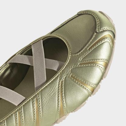 Women's adidas Originals Ghost Sprint Ballet Shoes - Gold Metallic/Gold Metallic/Crystal Linen - Detail shot