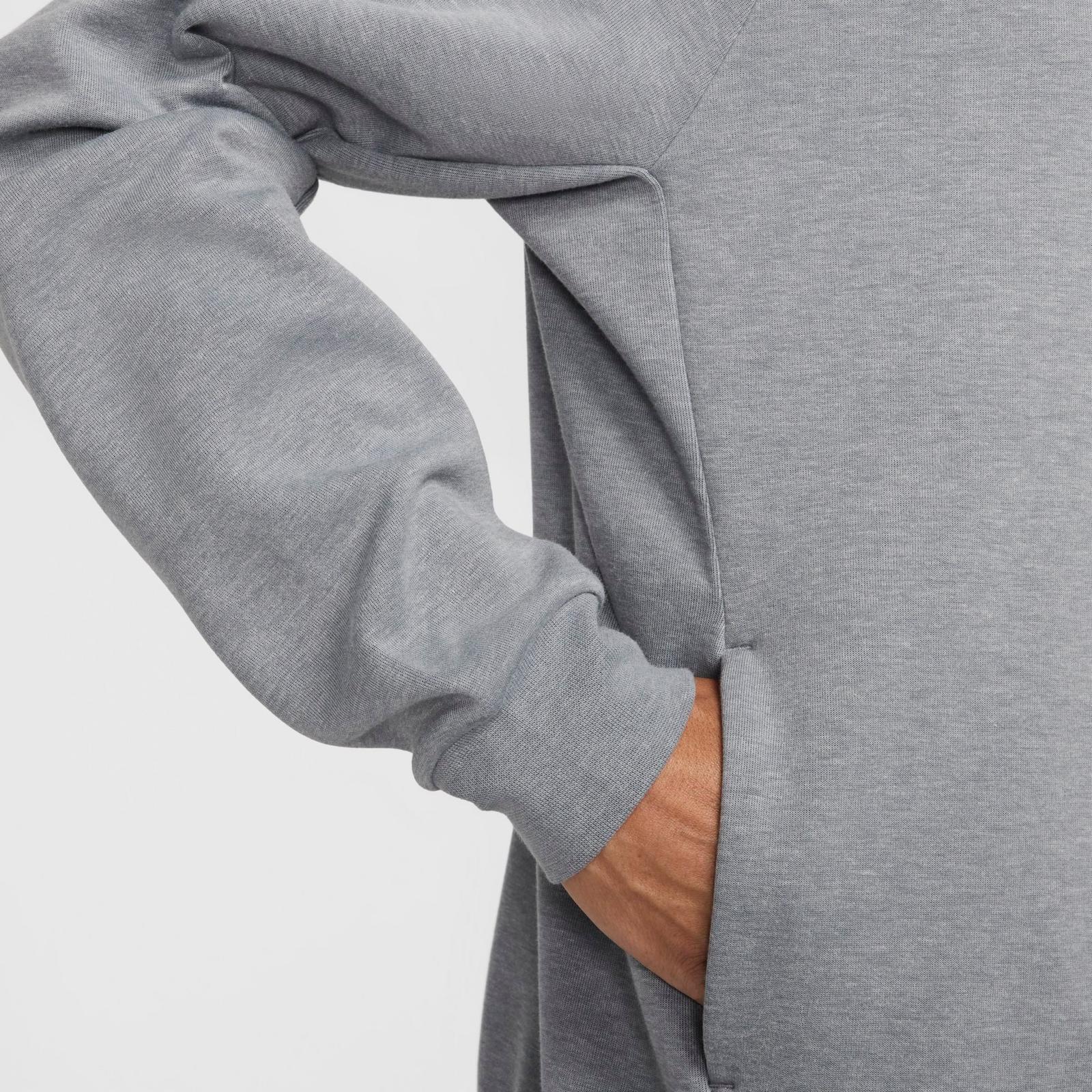 Men's Nike Primary Dri-FIT UV Versatile Crewneck Sweatshirt - Cool Grey/Heather/Cool Grey
