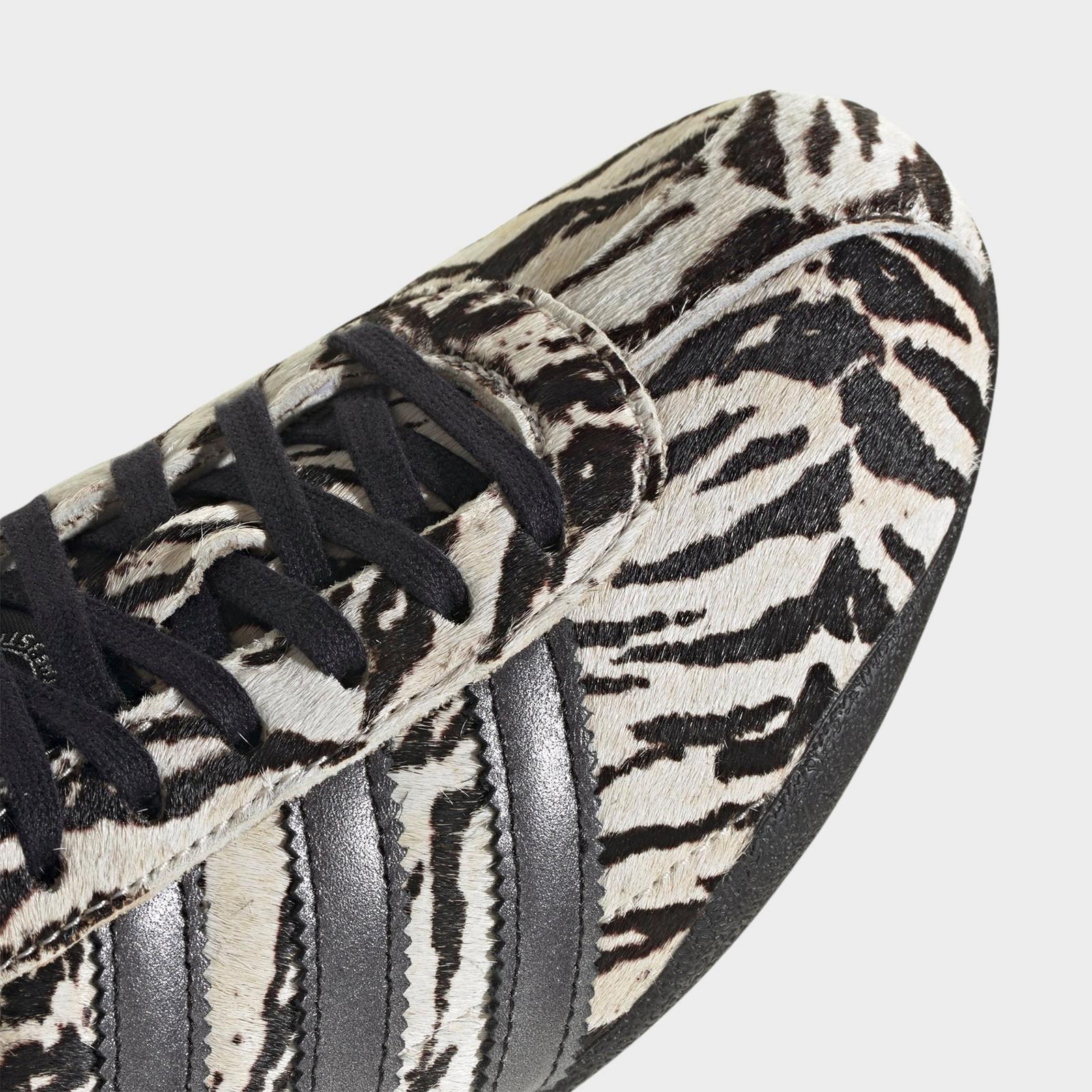 Women's adidas Originals Tokyo Casual Shoes - Off White/Core Black/Wonder White - view 3